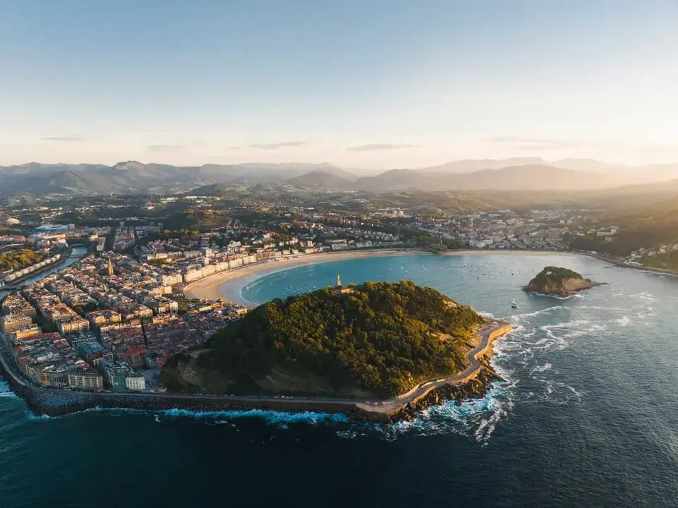 Playa de La Concha de San Sebasti&aacute;n / San Sebasti&aacute;n Turismo