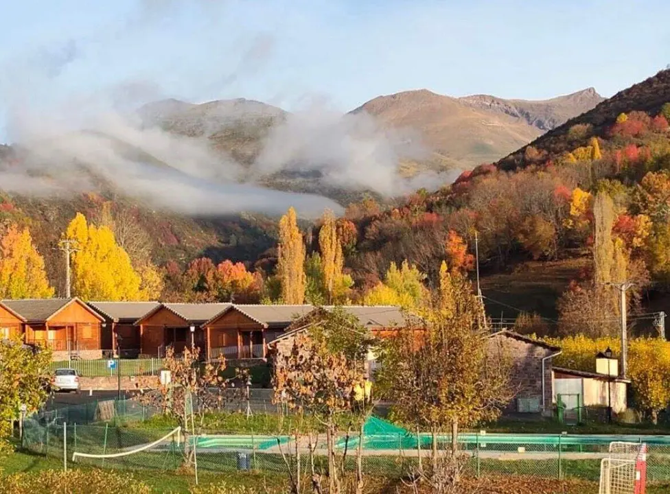 Camping Laspa&uacute;les / RRSS