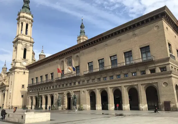 Fachada del Ayuntamiento de Zaragoza. / EP