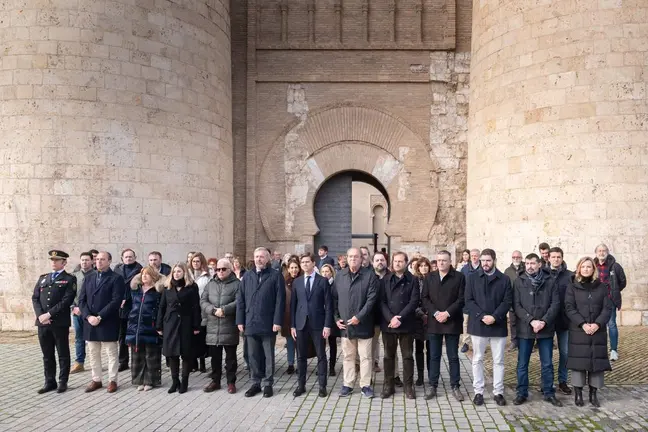 Minuto de silencio en las Cortes de Aragón