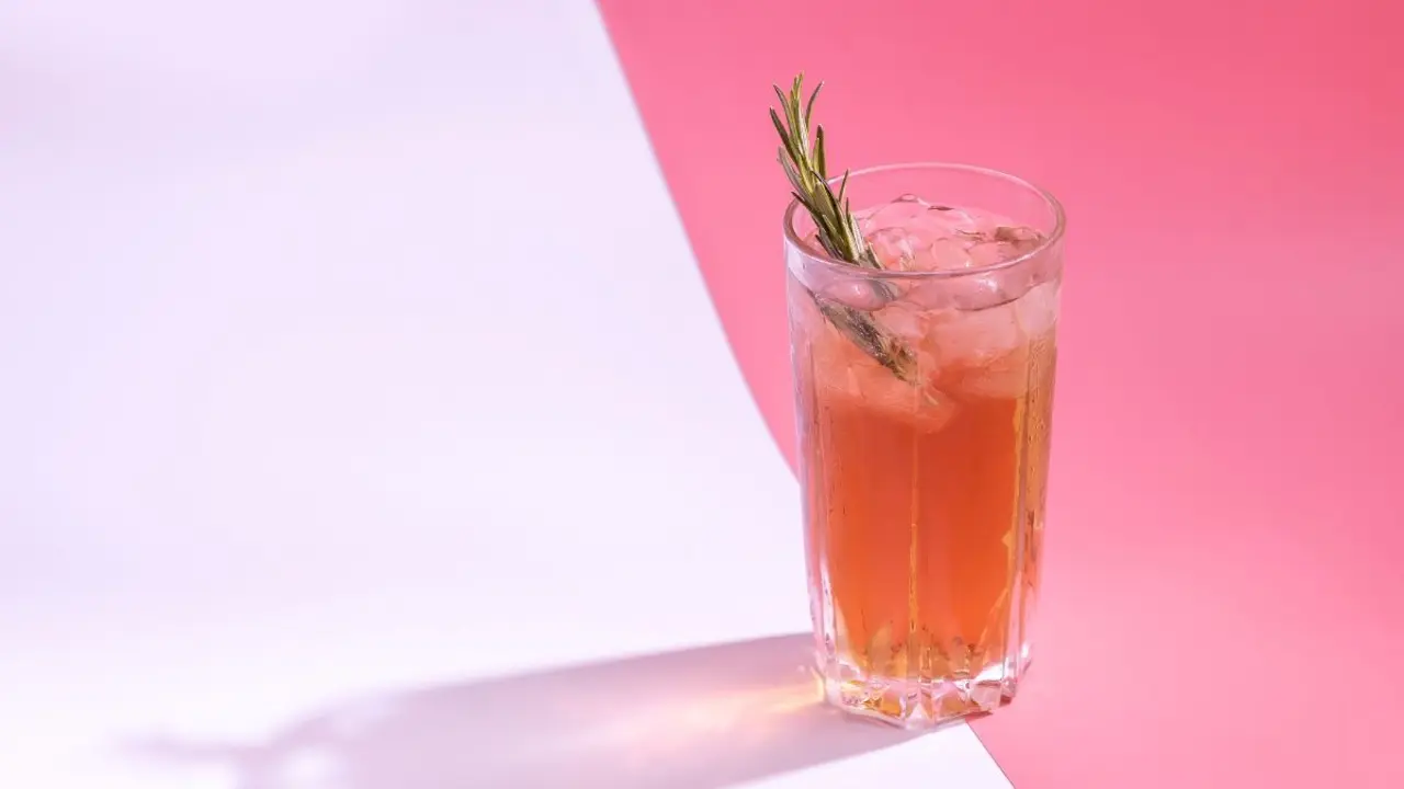 OCU desmonta el mito de la kombucha: estas 3 marcas s&iacute; cumplen lo que prometen
