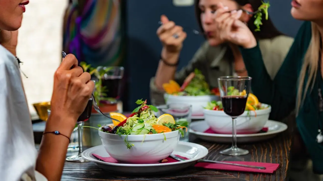 57 restaurantes de Zaragoza compiten por el mejor men&uacute; del d&iacute;a desde solo 18 euros