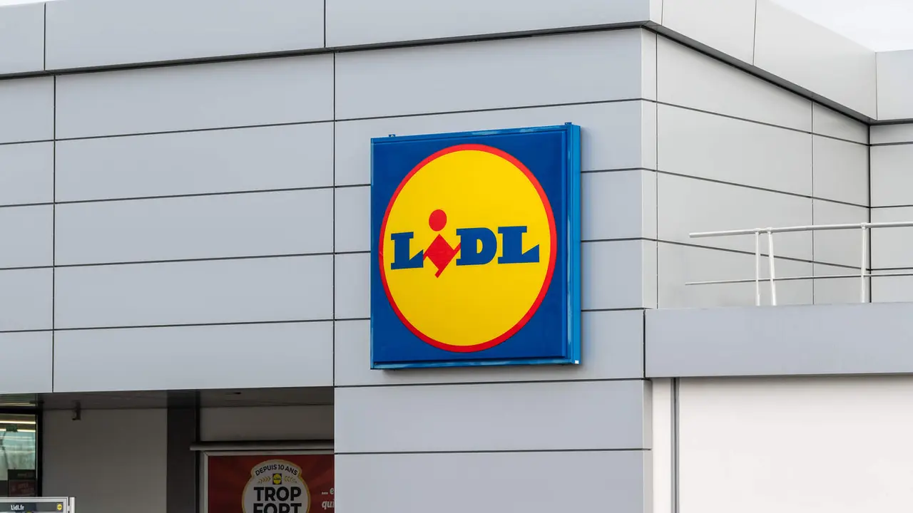 Lidl tumba el precio de su freidora de aire m&aacute;s potente: 2.000W por menos de 40 euros