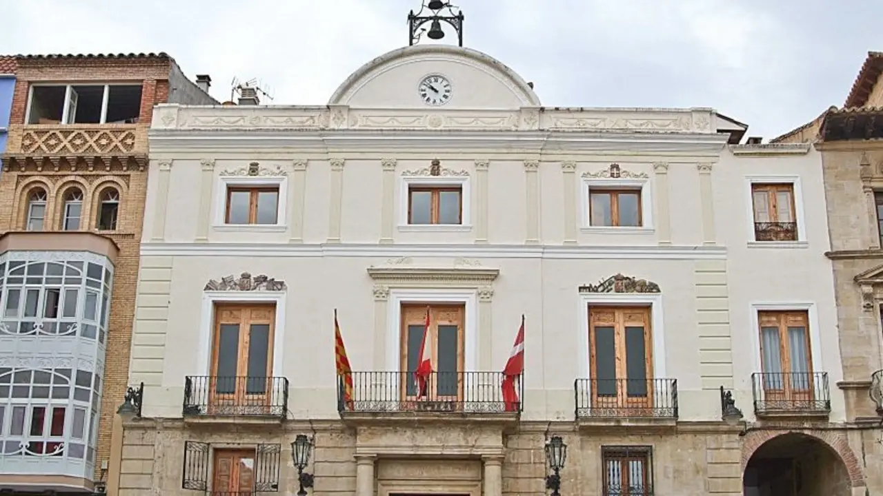 Ayuntamiento de Caspe. / HA