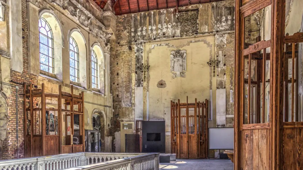 Aspecto del vest&iacute;bulo de la estaci&oacute;n de Canfranc antes de la reconstrucci&oacute;n / H.A