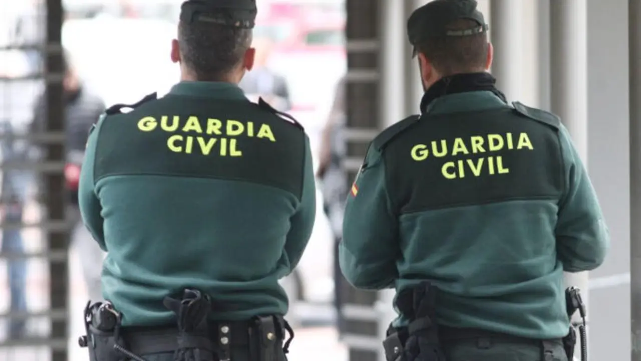 Imagen de archivo de dos agentes de la Guardia Civil de Seguridad Ciudadana.