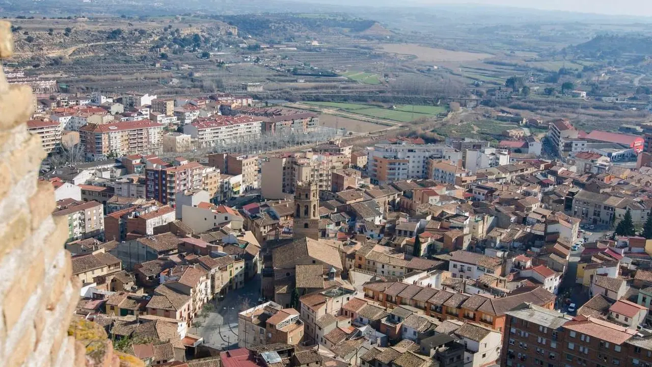 Localidades del Arag&oacute;n oriental como Monz&oacute;n se han beneficiado de la fuga de empresas catalanas / HA