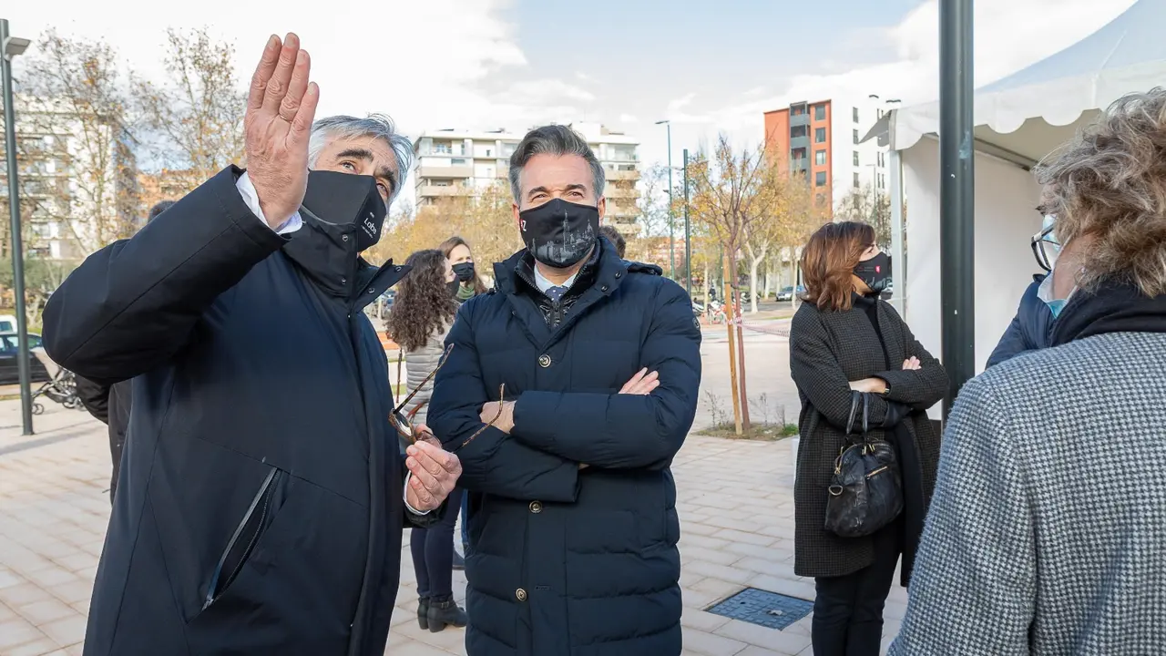Director General de LOBE, Juan Carlos Bandr&eacute;s, y consejero de Urbanismo, V&iacute;ctor Serrano