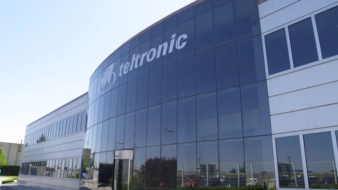 Fachada de la sede de Teltronic, en Malpica