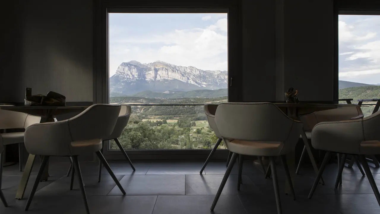 Vistas desde el restaurante Callizo, en A&iacute;nsa.