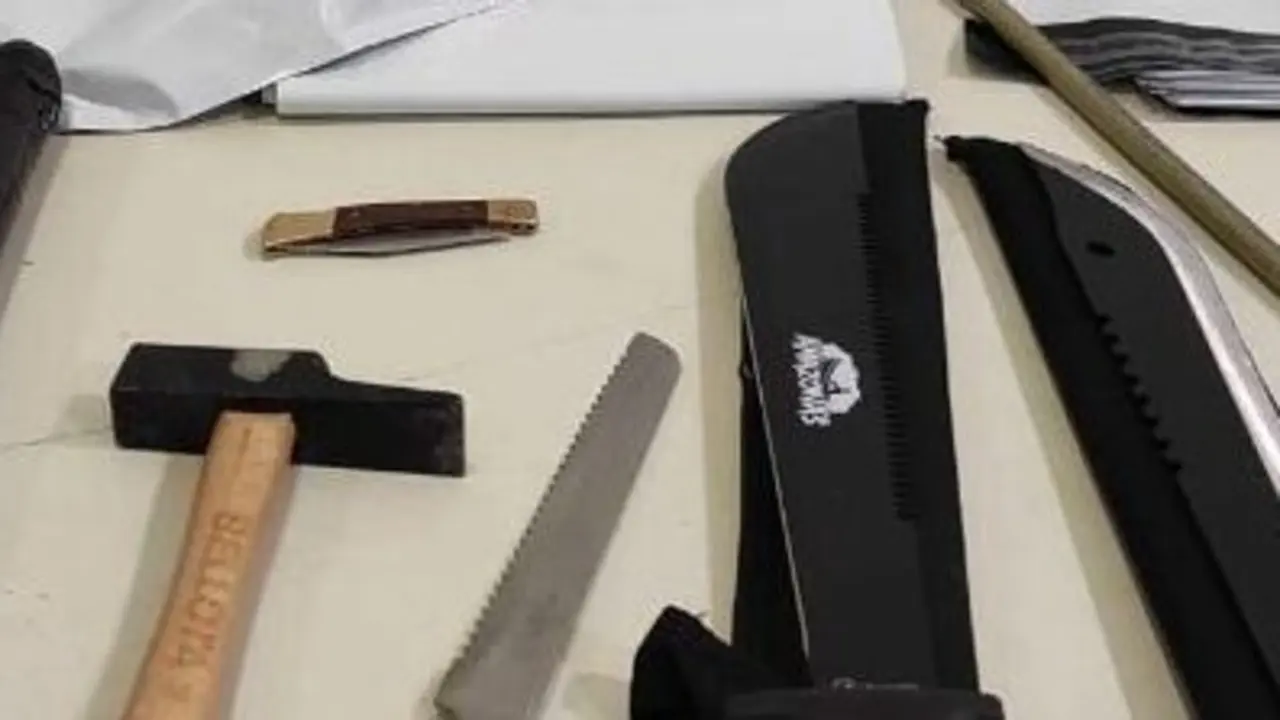 imagen de alguna de las armas que en otras operaciones han sido incautadas a miembros de bandas juveniles 