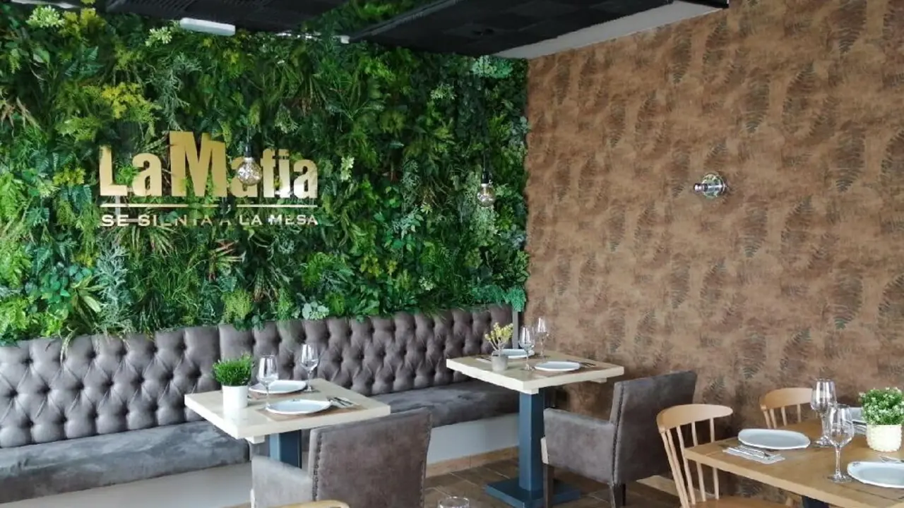 Uno de los restaurantes de La Mafia / HA