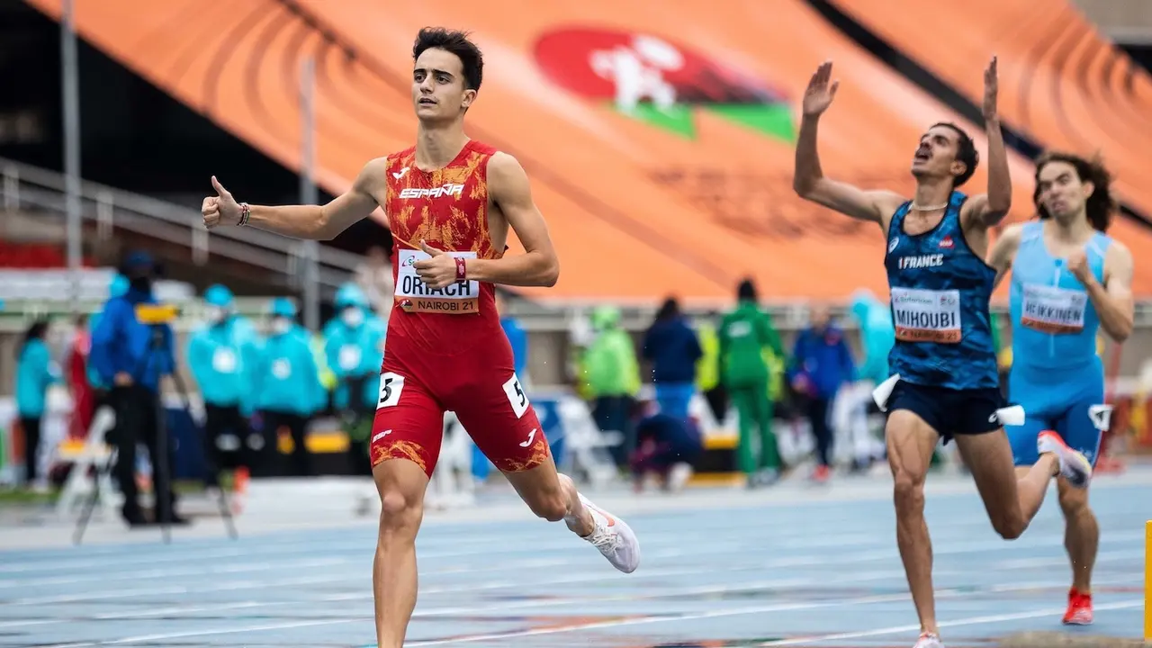 Pol Oriach durante una prueba con la selecci&oacute;n espa&ntilde;ola