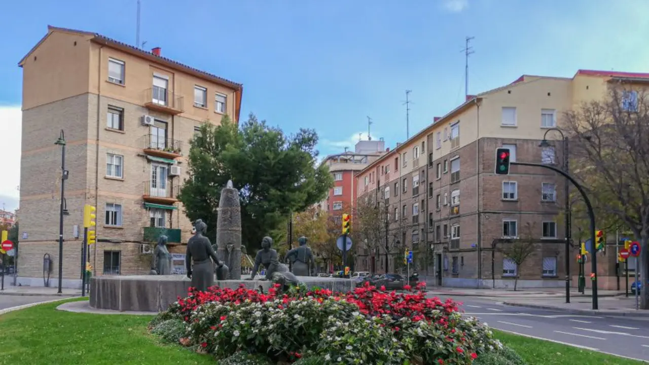 La fuente de las Aguadoras, puerta de entrada a Las Fuentes / HA