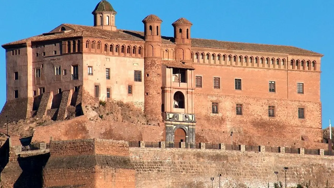 El Papa Luna naci&oacute; en el castillo familiar de Illueca / Turismo de Arag&oacute;n