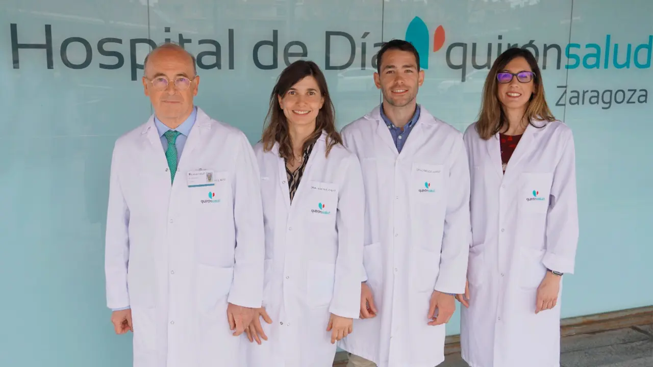 De izquierda a derecha, el Dr. Asso, la Dra. Calvo, el Dr. L&oacute;pez y la Dra. J&aacute;uregui/HA