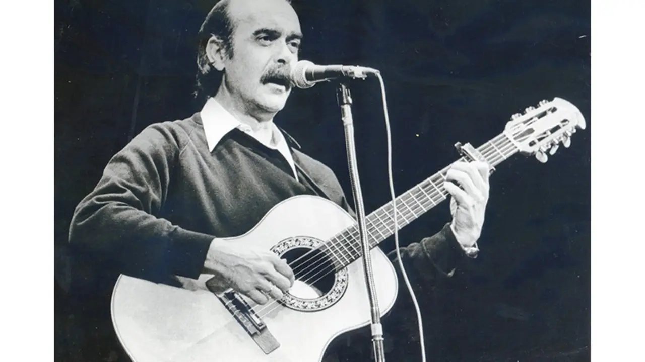 Concierto de Labordeta en 1975 / Fundaci&oacute;n Labordeta