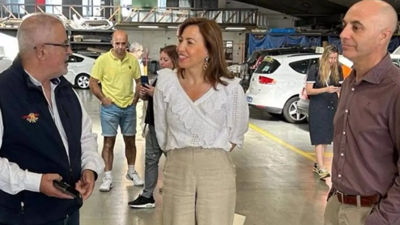 09/05/2023 La candidata del Partido Popular (PP) a la Alcald&iacute;a de Zaragoza, Natalia Chueca, ha presentado un nuevo servicio de "taxi seguro" para personas vulnerables.

La candidata del Partido Popular (PP) a la Alcald&iacute;a de Zaragoza, Natalia Chueca, ha presentado este martes un nuevo servicio de "taxi seguro" para reforzar la seguridad de las personas m&aacute;s vulnerables.

POL&Iacute;TICA
PP