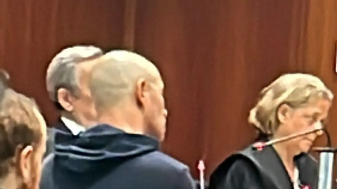 Imagen de Adil L. en el juicio que se celebra esta semana en Zaragoza / H.A.