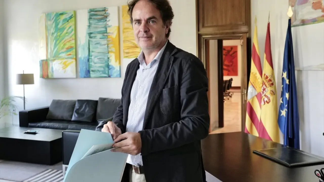 El consejero de Hacienda del Gobierno de Arag&oacute;n, Roberto Berm&uacute;dez de Castro / EP