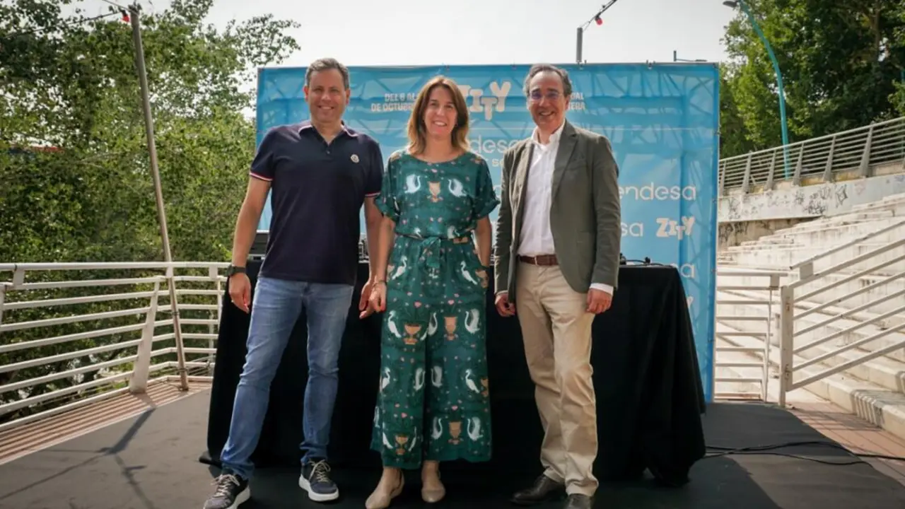 Michel P&eacute;rez, promotor de Espacio Zity, Mar&iacute;a Lacasa, Directora de Patrocinio y Marca de Endesa e Ignacio Montaner, Director General de Endesa Arag&oacute;n