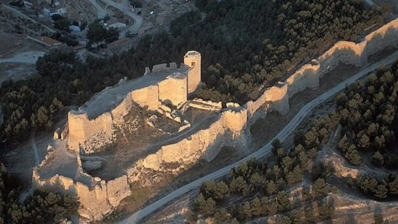 Conjunto Fortificado Isl&aacute;mico de Calatayud / AC