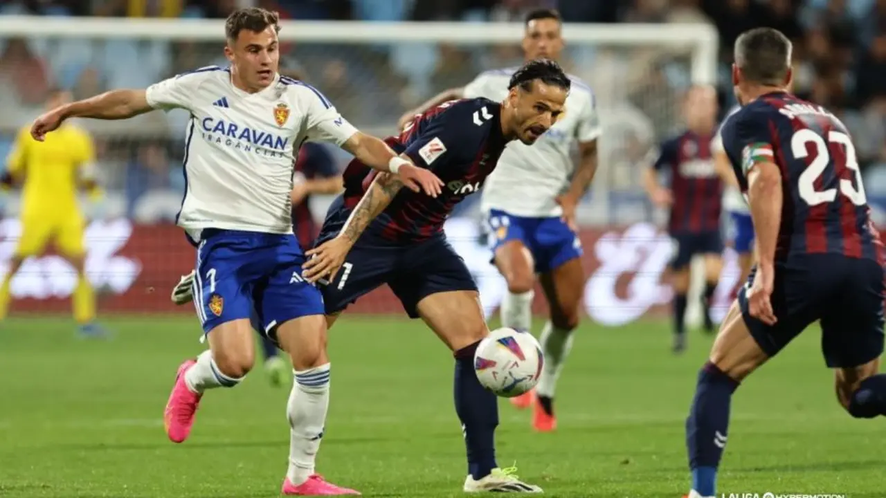 El Real Zaragoza en La Romareda / LFP