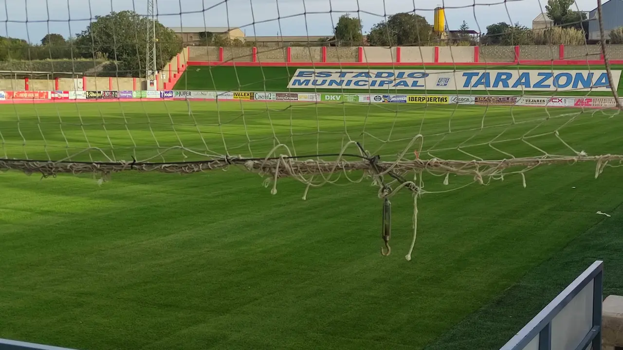 C&eacute;sped del Municipal / HOY ARAG&Oacute;N