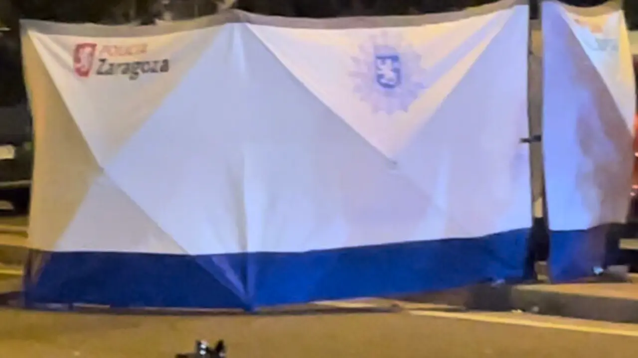 Imagen del accidente en V&iacute;a Hispanidad que costaba la vida a una hombre de 77 a&ntilde;os /H.A.