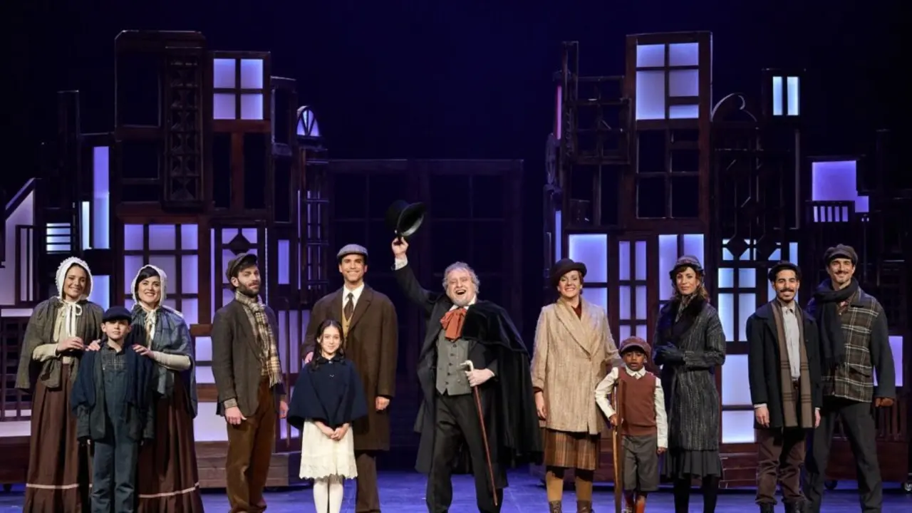 Zaragoza est&aacute; repleto de planes en Navidad / Teatro Principal 