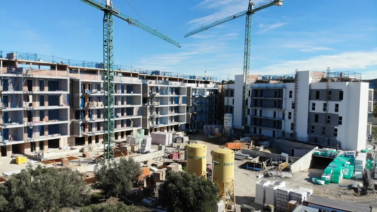 La construcci&oacute;n de Residencial Monteverde est&aacute; ya muy avanzada / LUJAMA
