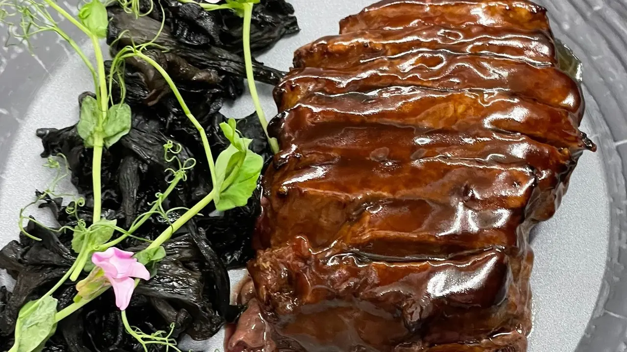 Cada plato ir&aacute; maridado con un vino de Bodega Sommos / HA