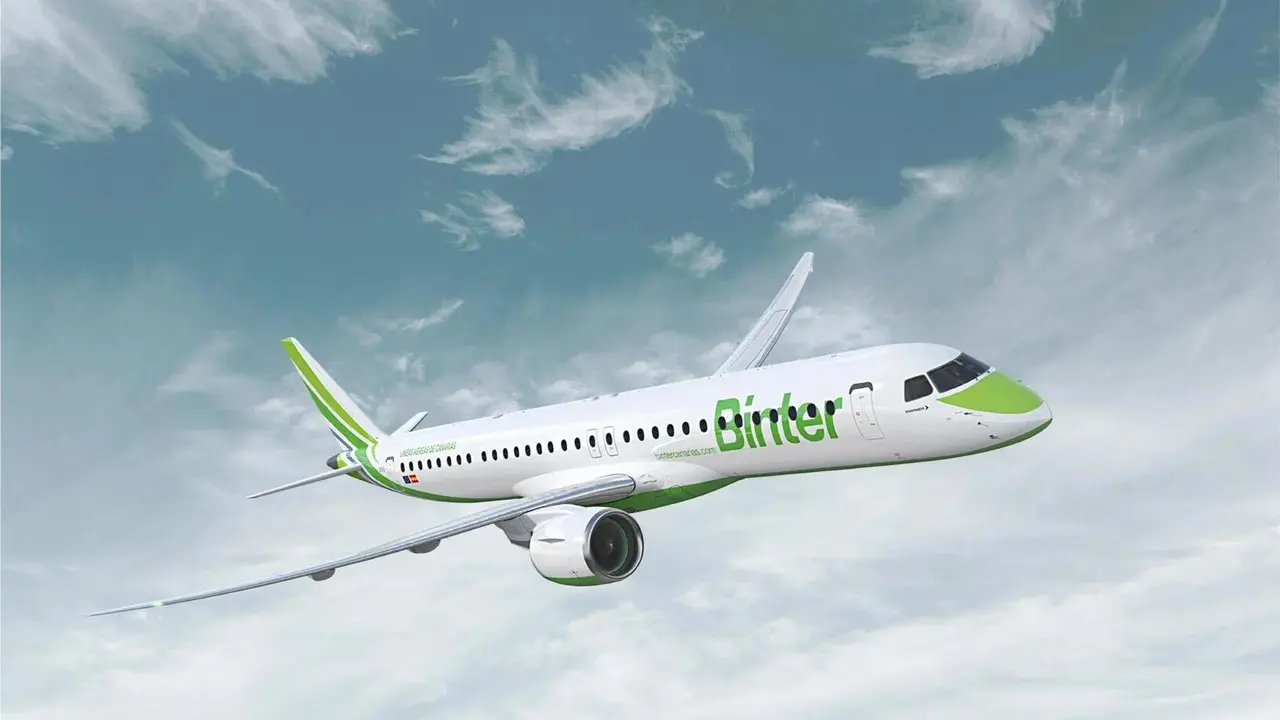Avi&oacute;n de la compa&ntilde;&iacute;a canaria Binter.