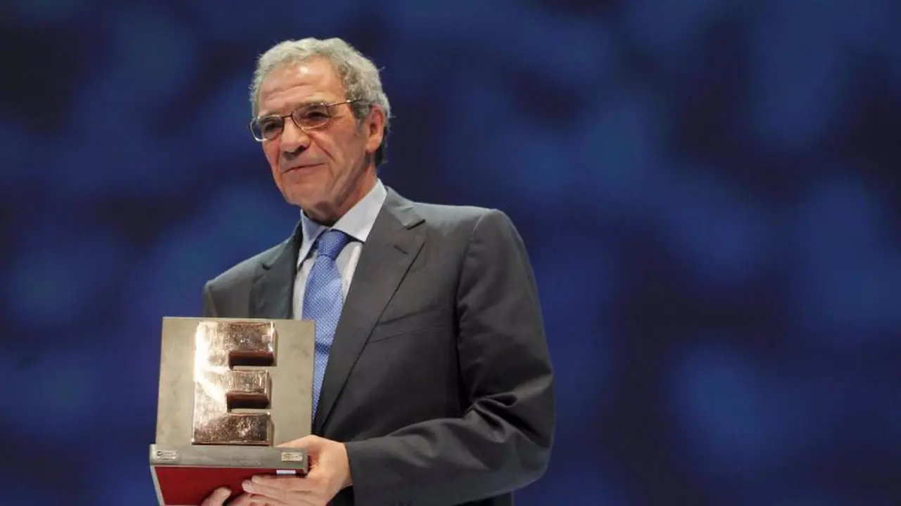 C&eacute;sar Alierta durante la recepci&oacute;n del Premio a la Excelencia Empresarial en Arag&oacute;n, en el a&ntilde;o 2012 / Gobierno de Arag&oacute;n