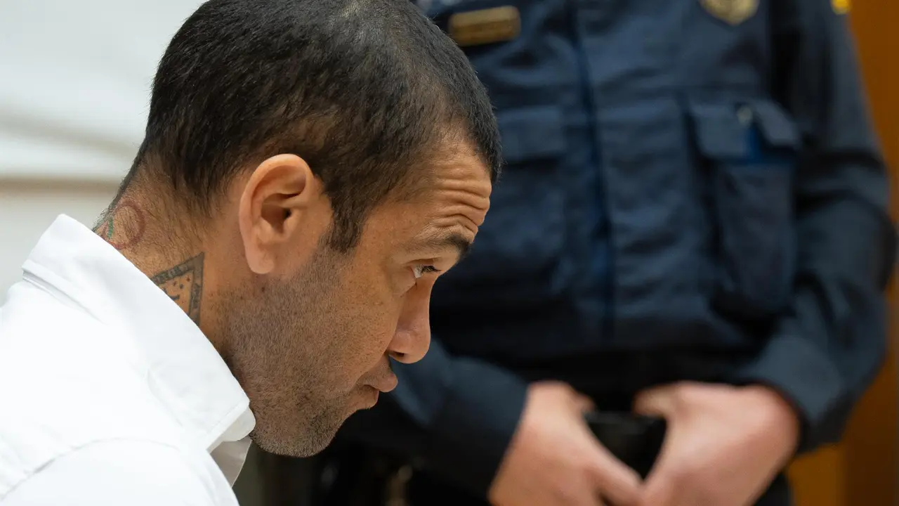 El exfutbolista Dani Alves durante un juicio en la Audiencia de Barcelona / EP