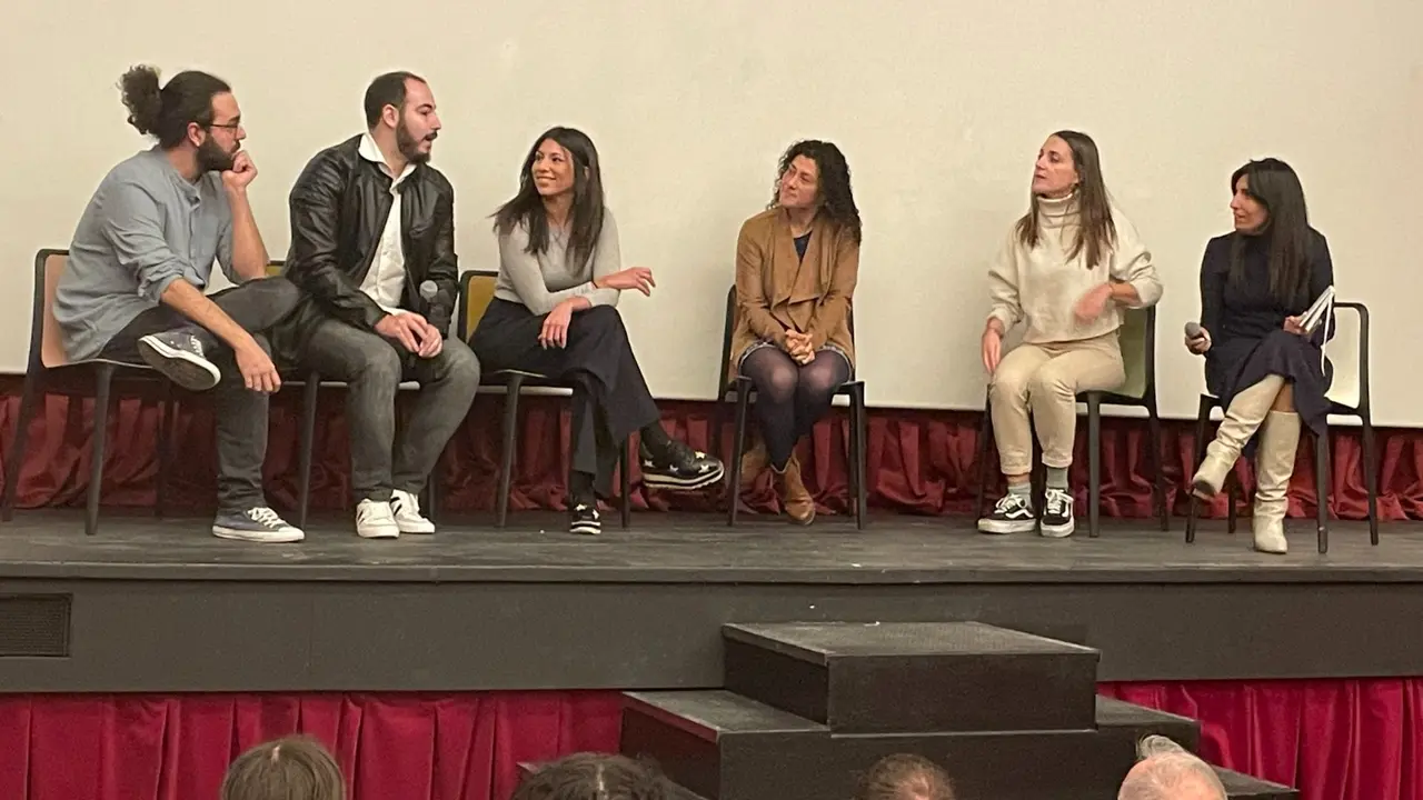 Coloquio tras la proyecci&oacute;n del documental sobre mujeres pioneras en Zuera con motivo del 8M.