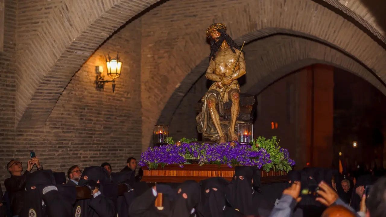 La imagen titular es del siglo XIV / Cofrad&iacute;a del Ecce Homo
