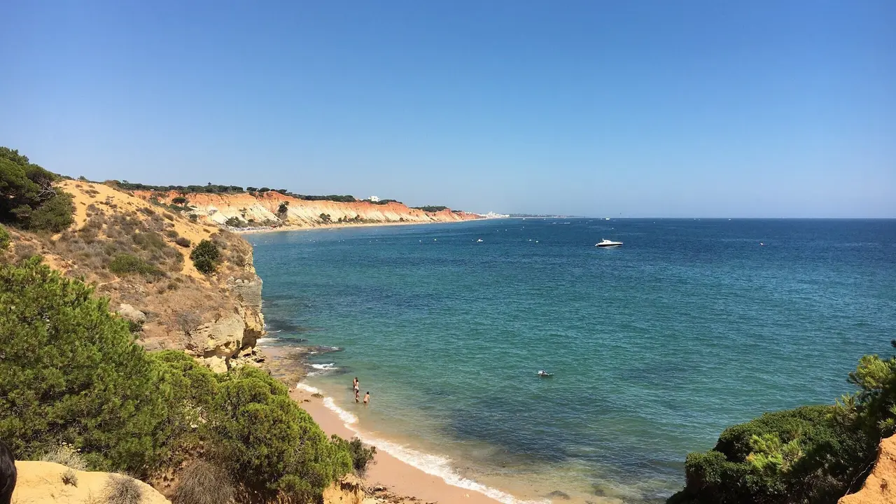 Playa de Fal&eacute;sia, en el Algarve (Portugal). / TRIPADVISOR
