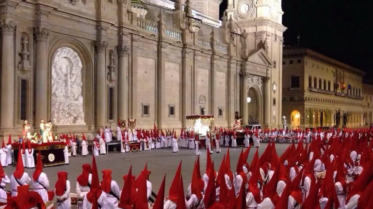 La Columna, en la plaza del Pilar / La Columna