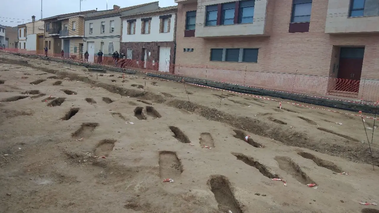 El cementerio isl&aacute;mico de Tauste se descubri&oacute; a finales de 2020 y es uno de los m&aacute;s grandes de Espa&ntilde;a. / GOB. ARAG&Oacute;N