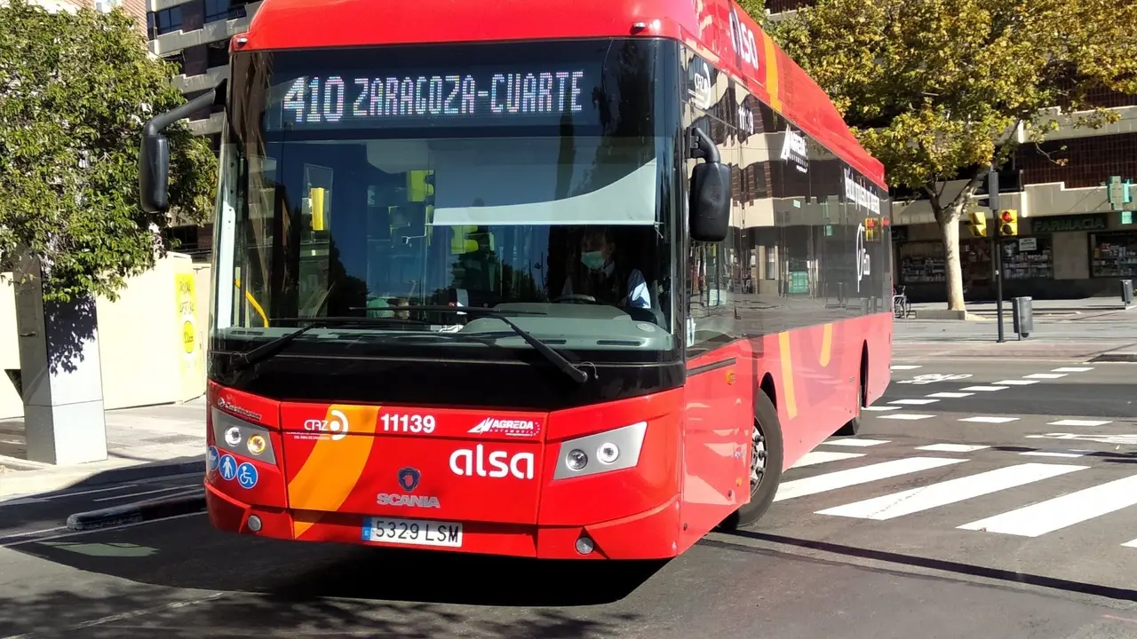 La l&iacute;nea 410 conecta Cuarte de Huerva con Zaragoza.