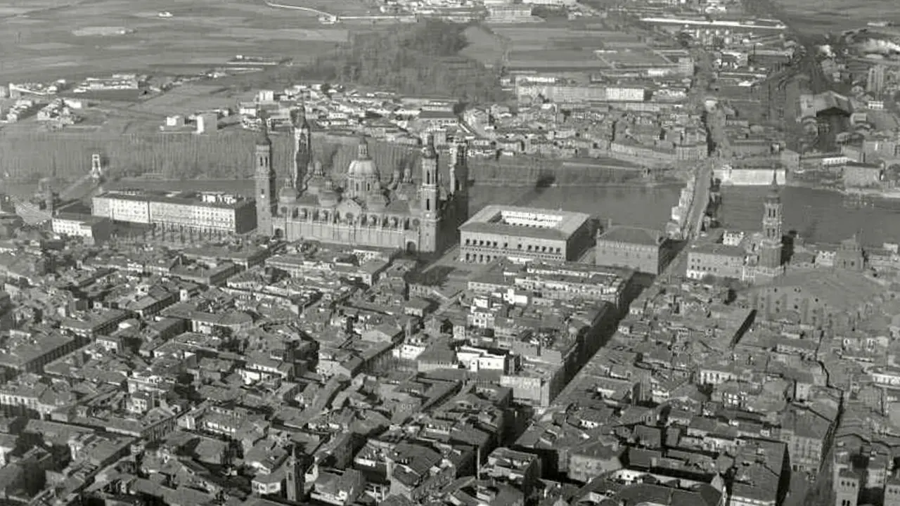 Vista Casco Viejo 1960 / Gran Archivo Zaragoza Antigua