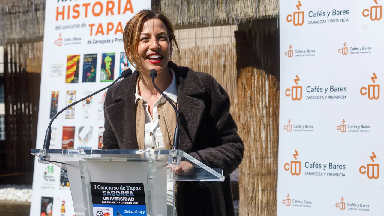 La alcaldesa Natalia Chueca durante la entrega de premios