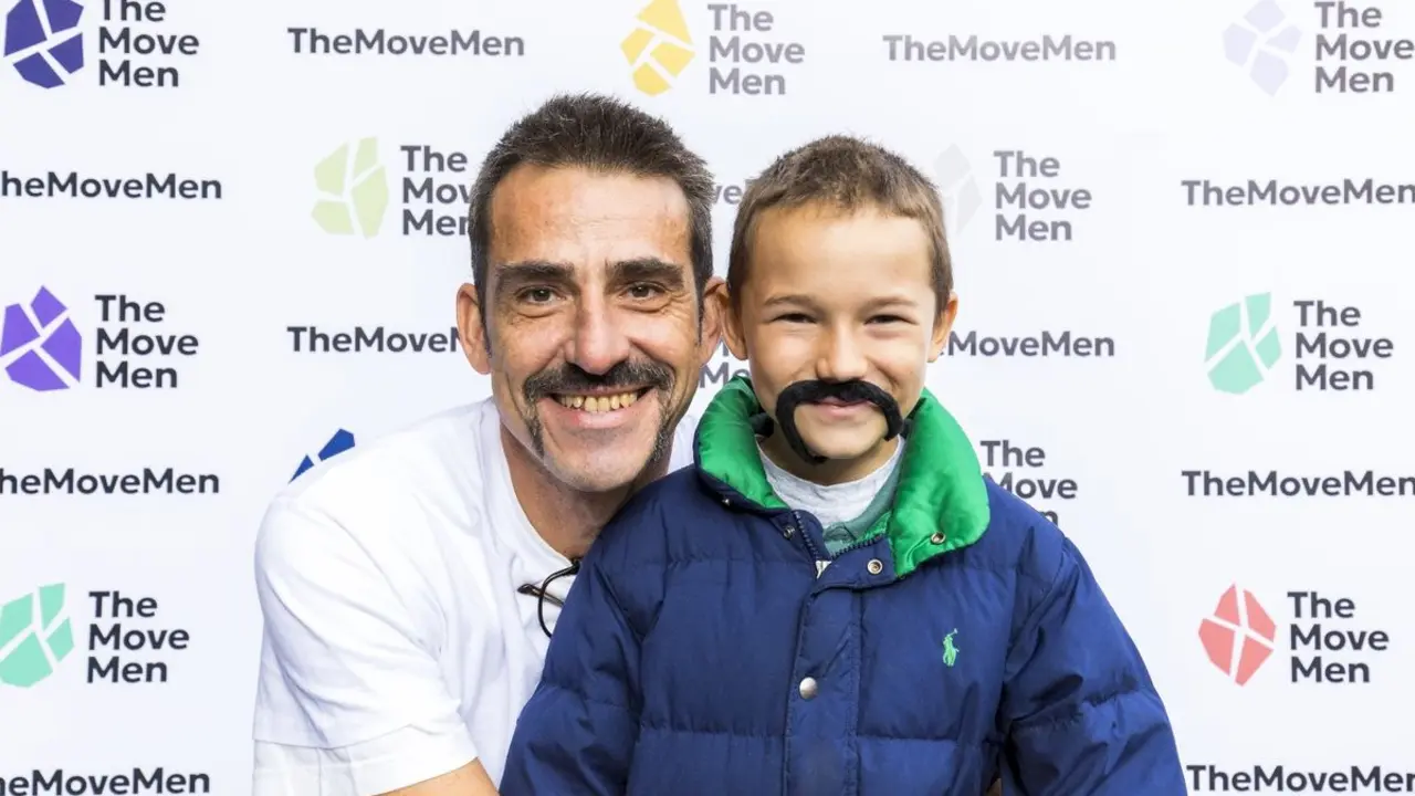 A la izquierda, Javier Alc&aacute;zar, afectado de c&aacute;ncer de pr&oacute;stata e impulsor de TheMoveMen.