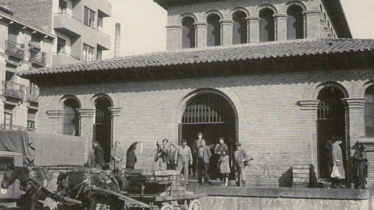 Imagen del viejo Mercado de Pescados de la Plaza de Santo Domingo 