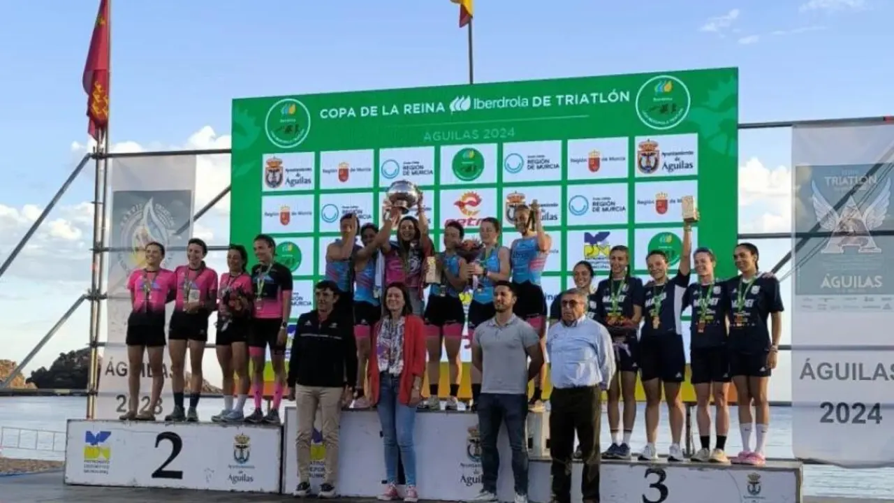 Triatl&oacute;n Stadium Casablanca / SC