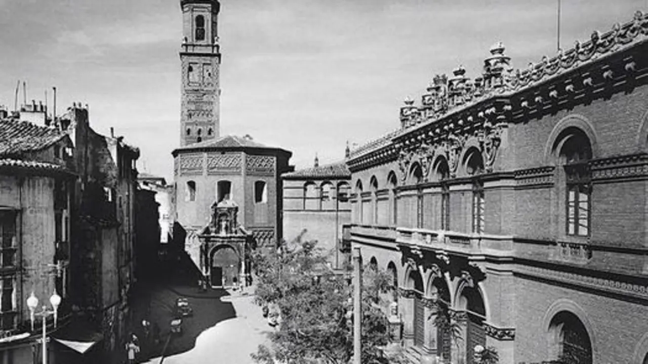 Zaragoza ha tirado edificios hist&oacute;ricos como la Universidad de la Magdalena 