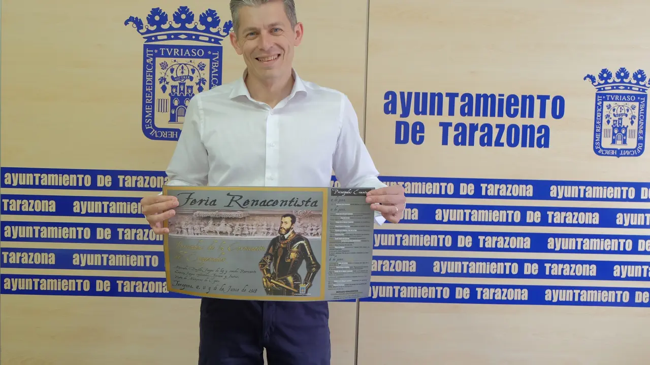El concejal de Festejos, Jos&eacute; Antonio Docando en la presentaci&oacute;n de la feria renacentista de Tarazona. / AYTO TARAZONA