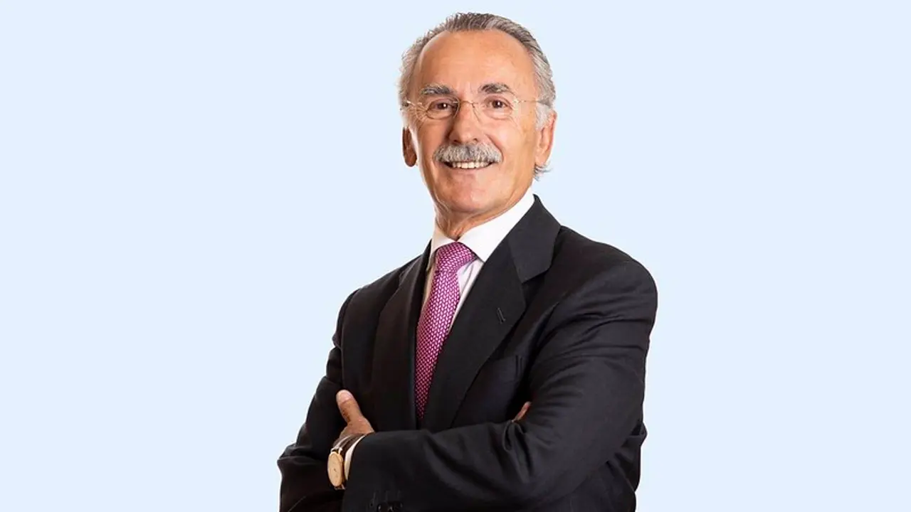 El presidente ejecutivo del grupo Oes&iacute;a, Luis Furnells.