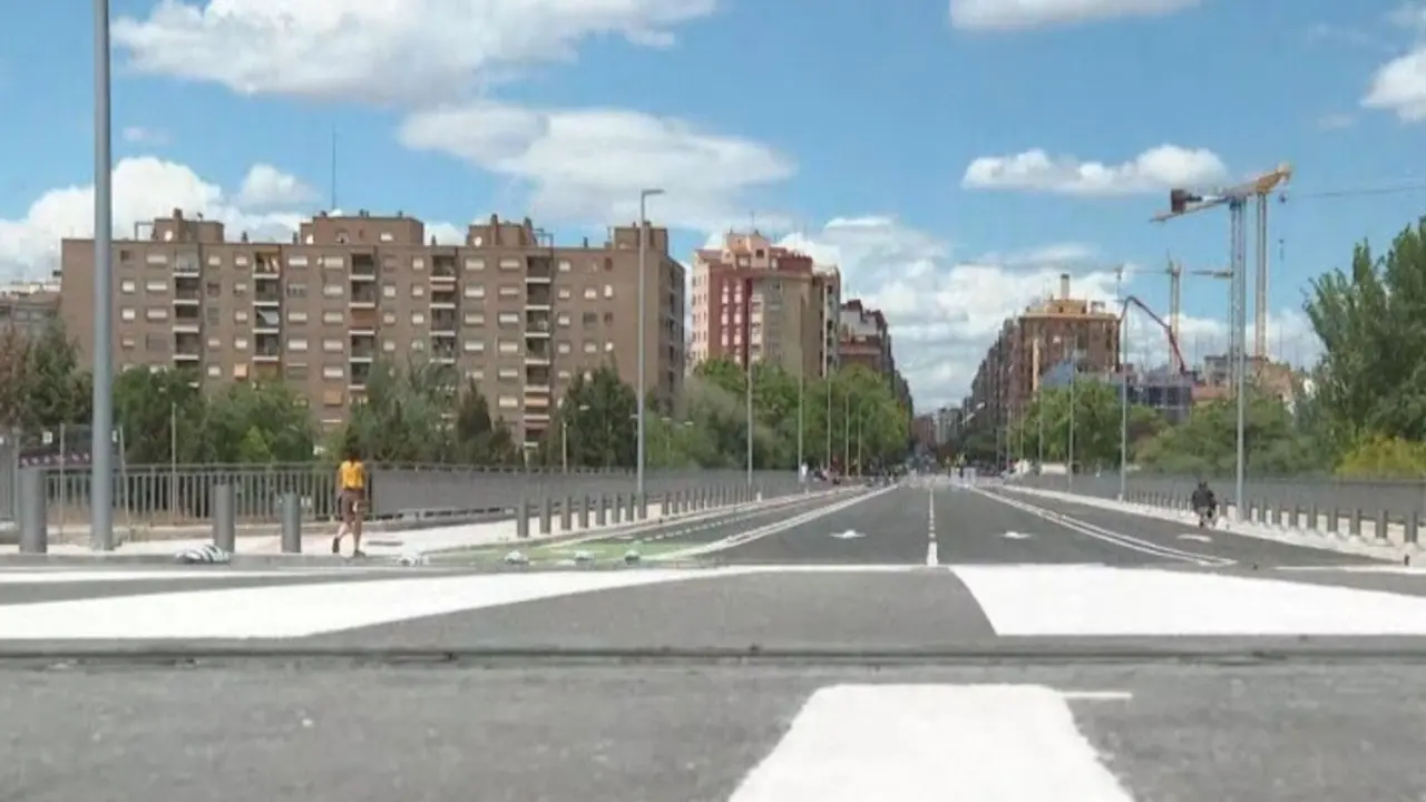 La prolongaci&oacute;n de Tenor Fleta ha conectado el barrio de forma privilegiada / HA